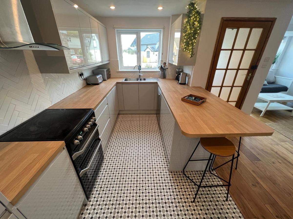 1Min Walk To Beach- Happy Waves- Family Home Camber Esterno foto